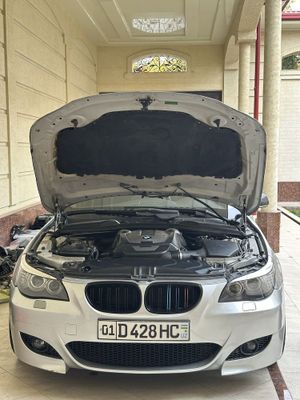 Bmw M5 e60 5litr