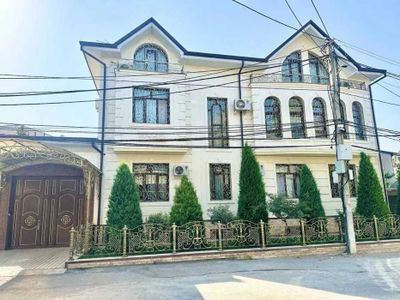 Сдаётся Евродом в Яккасарайском районе 4,8 соток, 10 комнат ( н99 )