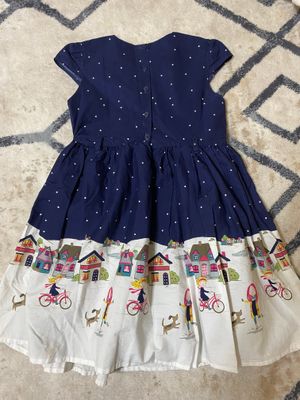 Платье на девочку 8-9 лет