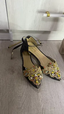 Kelinlar uchun oyoq kiyim