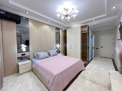 Сдаётся шикарная квартира в Жк Smart House!!! 3-ком на Бадамзаре!!!