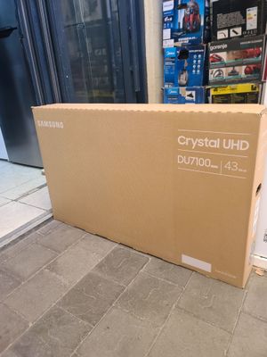 Телевизор samsung 43DU7100 Orginal