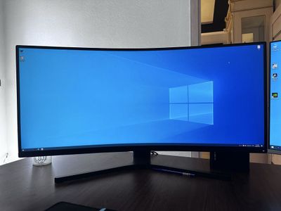 Xiaomi Mi Curved Gaming Monitor 34” — To‘liq komplekt, ideal holat!