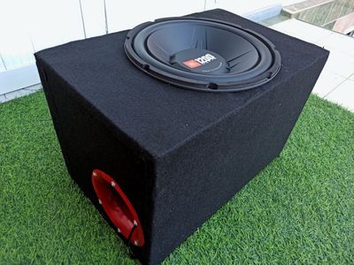 Новый сабвуфер JBL 1200w + ящик!!!