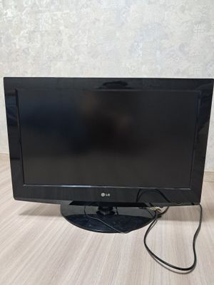 Продаётся телевизор LG 32