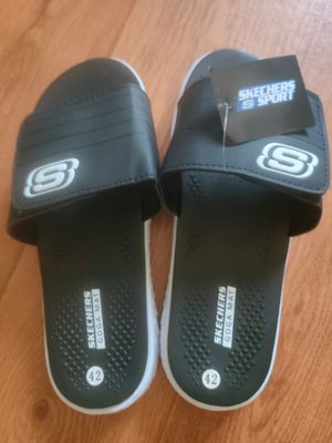 Skechers