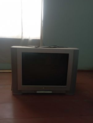 Televizor ishlashi yaxwi
