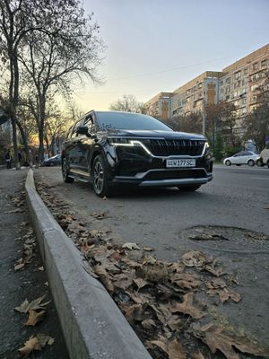 KIA carnival 2023/24