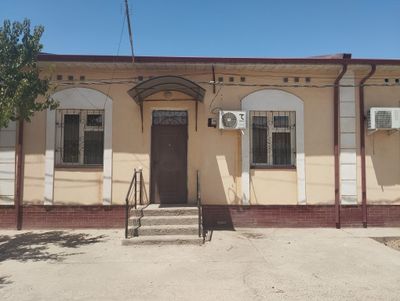 Yangi batoshdan 2 sotuxli katej sotiladi