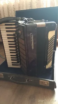 Аккордеон Weltmeister stella, в отличном рабочем состоянии