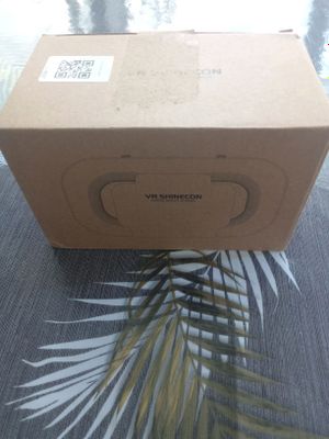 VR yepyengi paketlari bilan turibdi