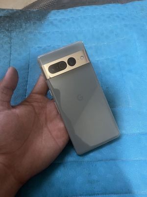 Pixel 7 pro 12/512 hezel
