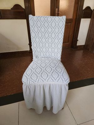 Срочно продаётся Стулья по 100тиш дог имеется