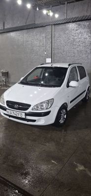 HYUNDAI srochna sotiladi