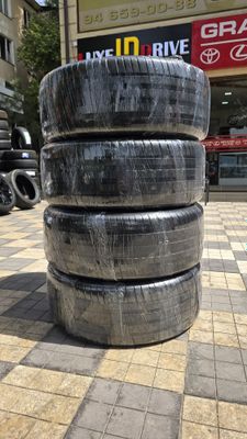265/45/R21 Michelin