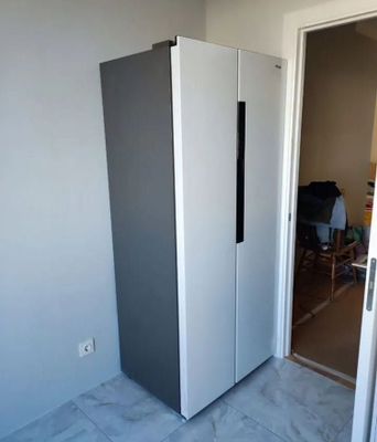 Холодильник отличного качества полностью рабочий