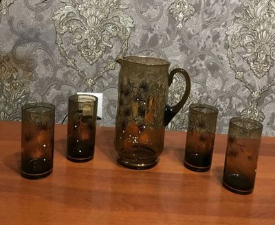 Богемия. Компотница и четыре стакана.