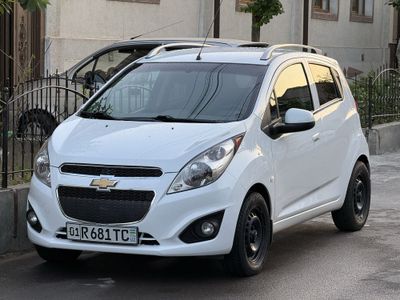 Спарк Spark Avtomat 2021 yil Oq rang Naxt yoki Arendaga sotiladi
