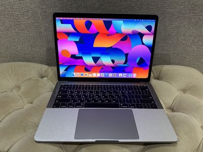 * Apple MacBook PRO A1708 core i5 2017 года с новым аккумулятором!