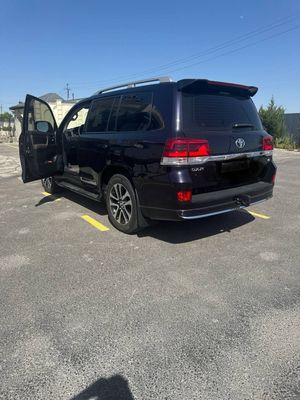 Land Cruiser 200