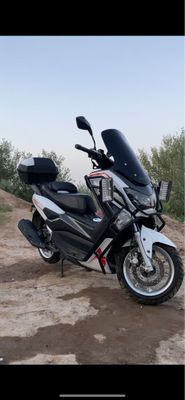 Skuter NMax 150cc