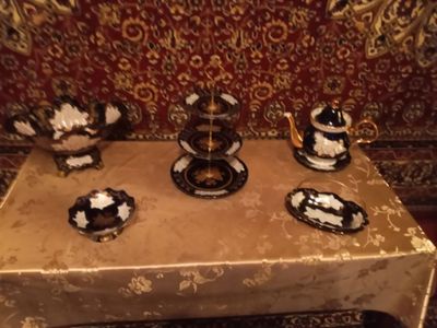 Посуда вазы чайник