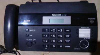Телефон-факс Panasonic KX-FT981 / Telefon-faks Panasonic KX-FT981
