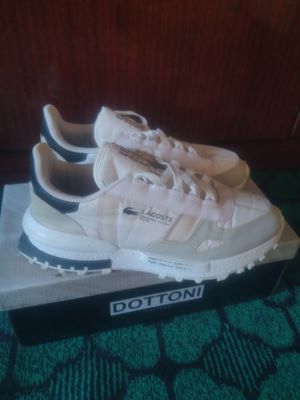 LACOSTE SOTILADI RAZMER 40 NARXI 300MIG