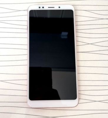 Redmi 5 sotiladi