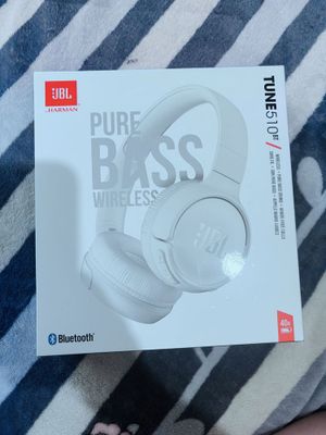 JBL TUNE 510 белый цвет новые