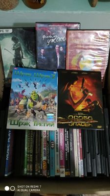 Продаю DVD диски разные