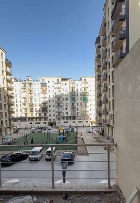 Toshkent viloyati zangiota tumani eshonguzar siti 164 kv uy sotiladi