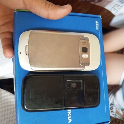 Nokia C7 yahshi sastanyanda Nokia 6233 imeka bogan ofitsalno