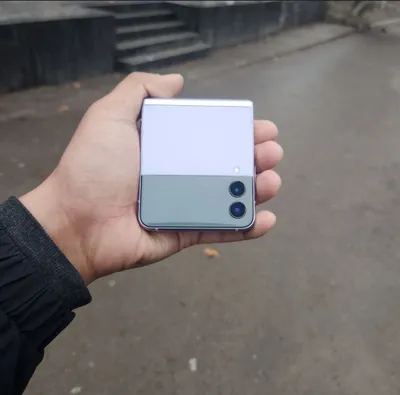 Samsung z flip 3 5g xotirasi 8/256 aybi yoq