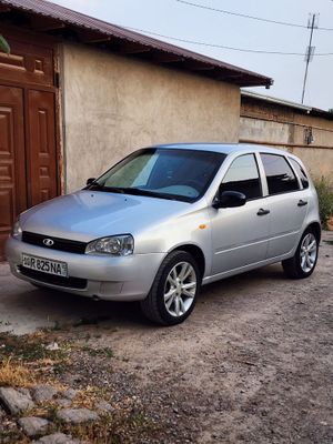 Lada Kalina хечбек 16клап