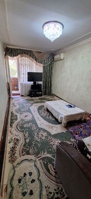 2 хонали квартира сотилади.2 этаж