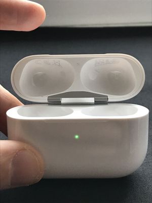 Кейс AirPods Pro 1 A2190 original Б/У оригинал