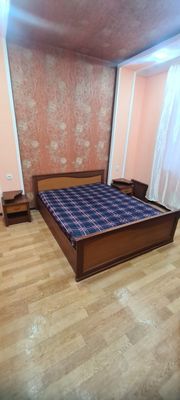 Юнусобод 18кв Чайка Супермаркет 2комнатная 1етаж только семейный