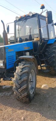 Беларус 1025.2