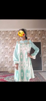 Ko'ylak lozim sotiladi juda ham chiroyli turadi