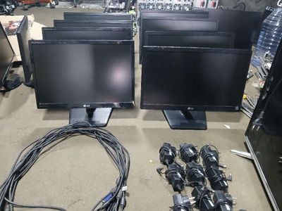 20 tali lg led manitorlar sotiladi. Vga block pitaniya komplekt.