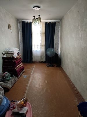 Qarshi Shaharda 3 xonalik kvartira srochniy sotiladi