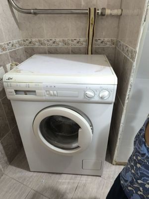 Продается стиральная машина