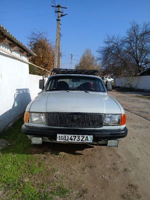 Volga sotladi gaz 31029 pirsep bilan