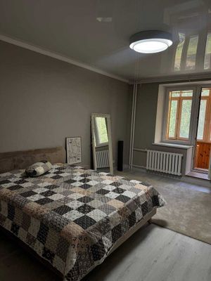 Сдаётся квартира, Метро Космонавтов 3-х комнатная.