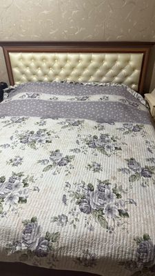 Продам спальный гарнитур