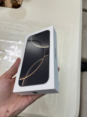 İphone 16 pro, 1TB, Natural Titanium