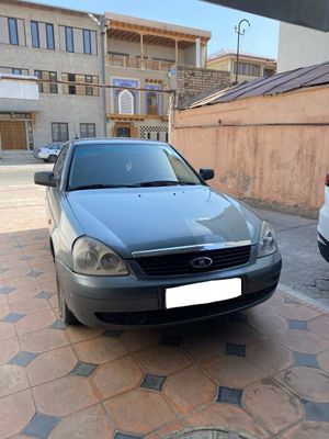 Lada Priora Sotiladi
