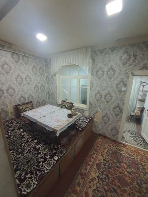 Продается общем дворе участок