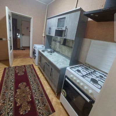 Yakkasaroy Boshliq arka yaqnida kvartira bor